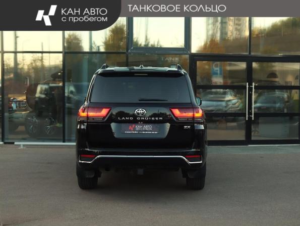 Toyota Land Cruiser 300 Series с пробегом 2022 года, цена 10 300 000 рублей, 40151 км, внедорожник, Автокод Объявления