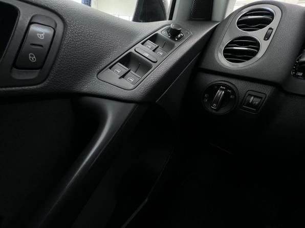 Volkswagen Tiguan I Рестайлинг с пробегом 2012 года, цена 1 450 000 рублей, 161616 км, внедорожник, Автокод Объявления