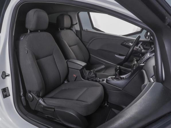 Opel Astra J Рестайлинг с пробегом 2014 года, цена 830 000 рублей, 182645 км, хэтчбек, Автокод Объявления