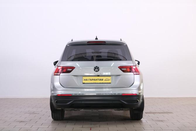 Volkswagen Tiguan II Рестайлинг с пробегом 2021 года, цена 2 899 000 рублей, 81200 км, внедорожник, Автокод Объявления