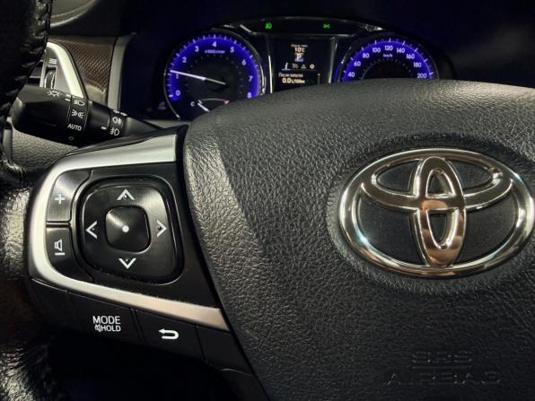 Toyota Camry VII (XV50) Рестайлинг с пробегом 2015 года, цена 1 815 000 рублей, 121077 км, седан, Автокод Объявления