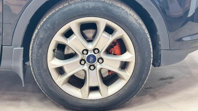 Ford Kuga II с пробегом 2013 года, цена 1 079 000 рублей, 248982 км, внедорожник, Автокод Объявления