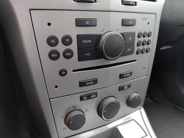Opel Astra H Рестайлинг с пробегом 2010 года, цена 670 000 рублей, 122761 км, седан, Автокод Объявления