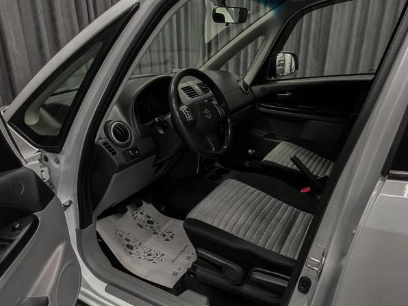 Suzuki SX4 I (Classic) Рестайлинг с пробегом 2011 года, цена 789 000 рублей, 177000 км, хэтчбек, Автокод Объявления