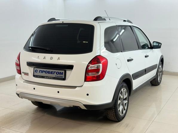 Lada (ВАЗ) Granta I Рестайлинг с пробегом 2022 года, цена 910 000 рублей, 38952 км, универсал, Автокод Объявления