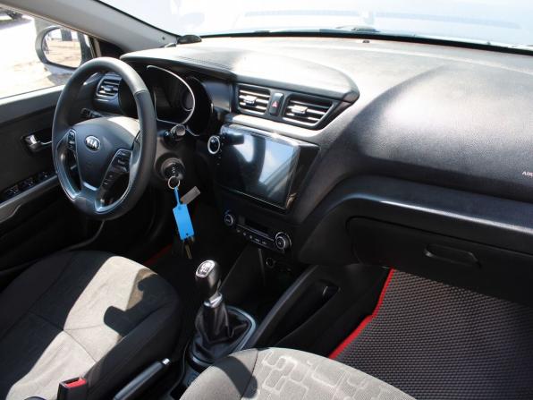 Kia Rio III Рестайлинг с пробегом 2016 года, цена 879 000 рублей, 186022 км, седан, Автокод Объявления
