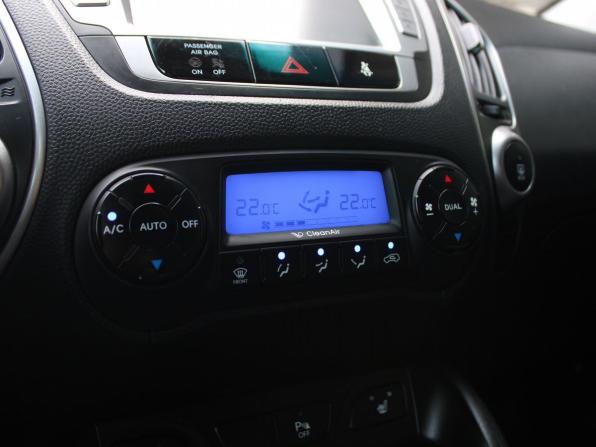 Hyundai ix35 I с пробегом 2011 года, цена 1 059 000 рублей, 193945 км, внедорожник, Автокод Объявления