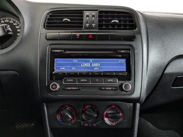 Volkswagen Polo V Рестайлинг с пробегом 2019 года, цена 899 900 рублей, 171000 км, седан, Автокод Объявления
