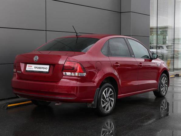 Volkswagen Polo V Рестайлинг с пробегом 2017 года, цена 1 098 000 рублей, 79820 км, седан, Автокод Объявления