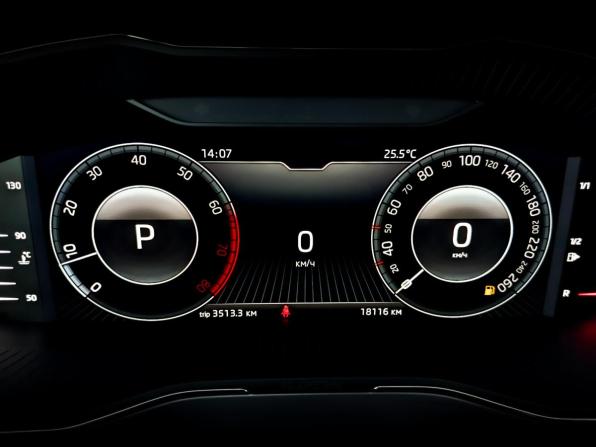Skoda Superb III Рестайлинг с пробегом 2025 года, цена 3 165 000 рублей, 18112 км, лифтбек, Автокод Объявления