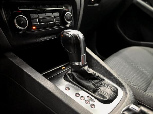 Volkswagen Jetta VI с пробегом 2011 года, цена 1 050 000 рублей, 166680 км, седан, Автокод Объявления