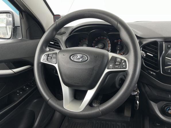 Lada (ВАЗ) Vesta I с пробегом 2018 года, цена 925 000 рублей, 72153 км, седан, Автокод Объявления