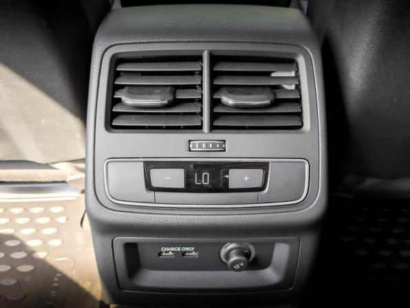 Audi A4 V (B9) с пробегом 2019 года, цена 2 749 000 рублей, 75481 км, седан, Автокод Объявления