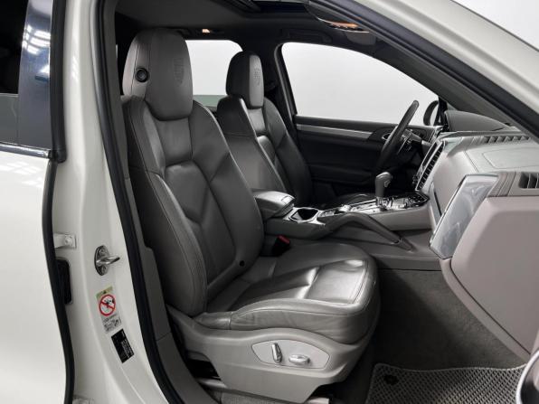 Porsche Cayenne II (958) с пробегом 2010 года, цена 2 444 900 рублей, 186466 км, внедорожник, Автокод Объявления