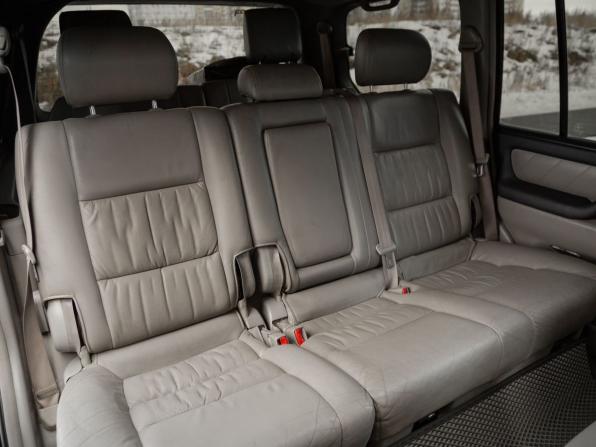 Toyota Land Cruiser 100 Series Рестайлинг 2 с пробегом 2006 года, цена 1 995 000 рублей, 522350 км, внедорожник, Автокод Объявления