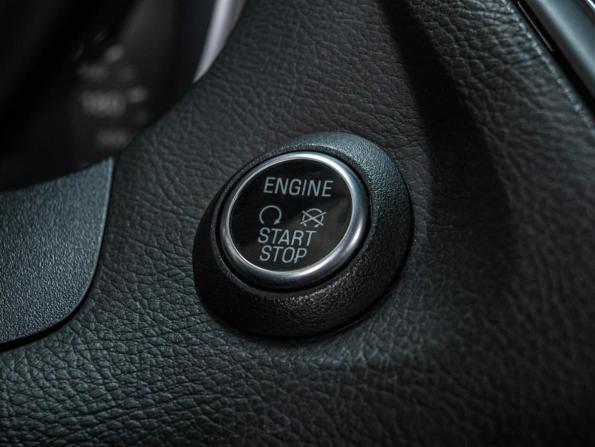 Ford Focus III Рестайлинг с пробегом 2016 года, цена 1 085 000 рублей, 206585 км, хэтчбек, Автокод Объявления