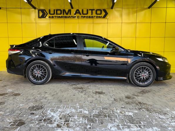 Toyota Camry VIII (XV70) с пробегом 2019 года, цена 2 429 000 рублей, 99990 км, седан, Автокод Объявления