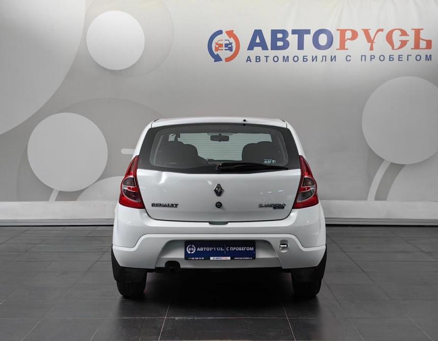 Renault Sandero I Москва  - изображение 4