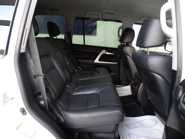 Toyota Land Cruiser 200 Series Рестайлинг 2 с пробегом 2016 года, цена 4 249 000 рублей, 241042 км, внедорожник, Автокод Объявления