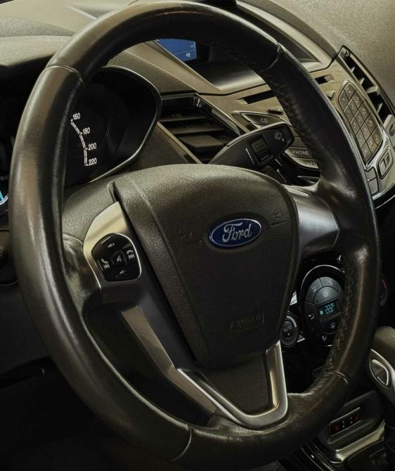 Ford Fiesta Mk6 Рестайлинг Москва  - изображение 11