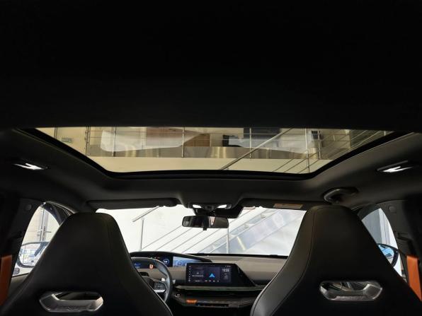 Changan UNI-V I с пробегом 2023 года, цена 2 279 900 рублей, 63952 км, лифтбек, Автокод Объявления