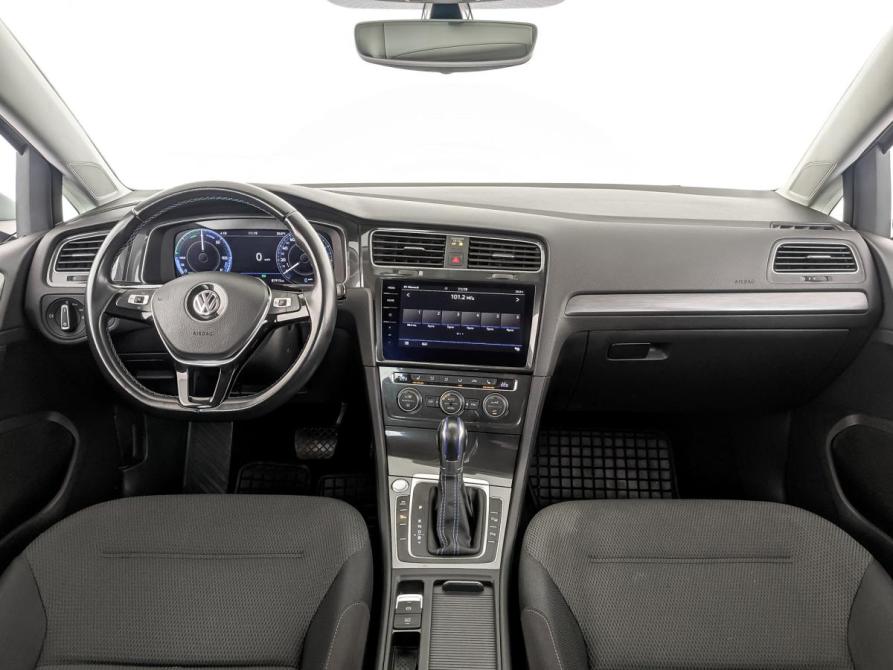 Volkswagen Golf VII Рестайлинг Москва  - изображение 14