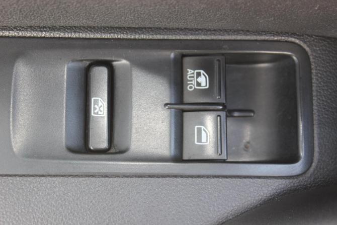 Volkswagen Polo V с пробегом 2012 года, цена 627 000 рублей, 262422 км, седан, Автокод Объявления