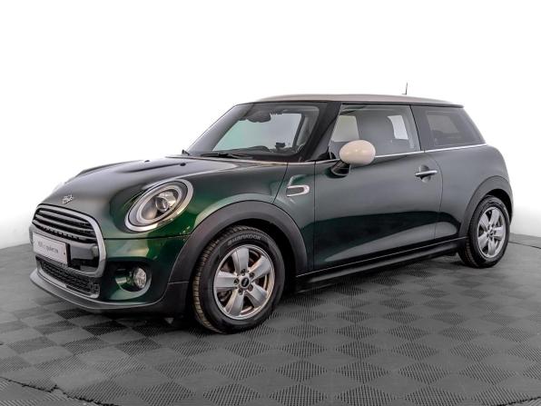 Mini Hatch III (F55/F56) Рестайлинг с пробегом 2018 года, цена 1 715 000 рублей, 81512 км, хэтчбек, Автокод Объявления