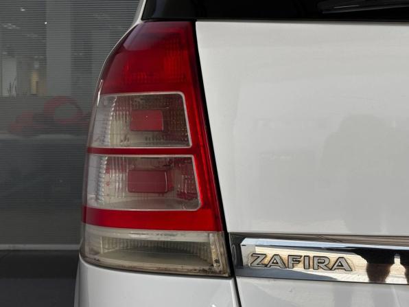 Opel Zafira B Рестайлинг с пробегом 2011 года, цена 550 000 рублей, 261788 км, компактвэн, Автокод Объявления