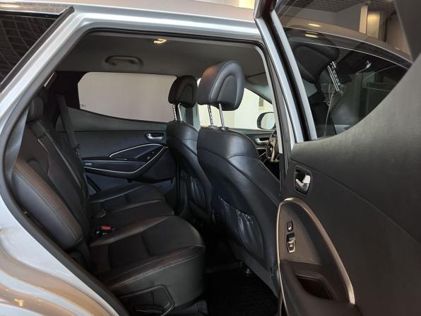 Hyundai Santa Fe III Рестайлинг с пробегом 2016 года, цена 2 250 000 рублей, 151455 км, внедорожник, Автокод Объявления