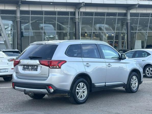 Mitsubishi Outlander III Рестайлинг 2 с пробегом 2016 года, цена 1 650 000 рублей, 136000 км, внедорожник, Автокод Объявления