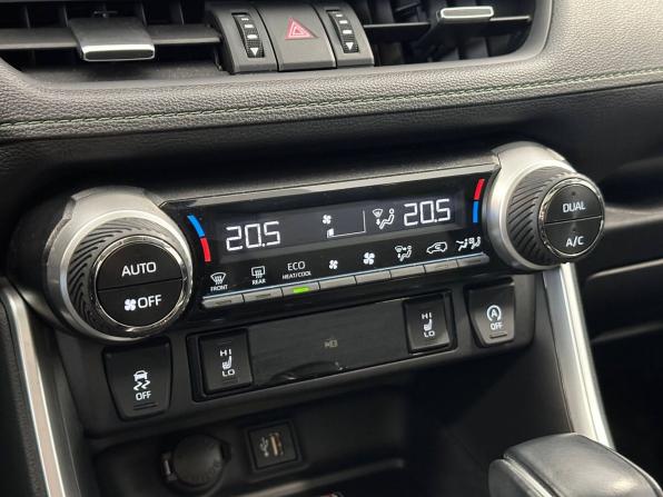 Toyota RAV4 V (XA50) с пробегом 2023 года, цена 3 747 000 рублей, 26315 км, внедорожник, Автокод Объявления