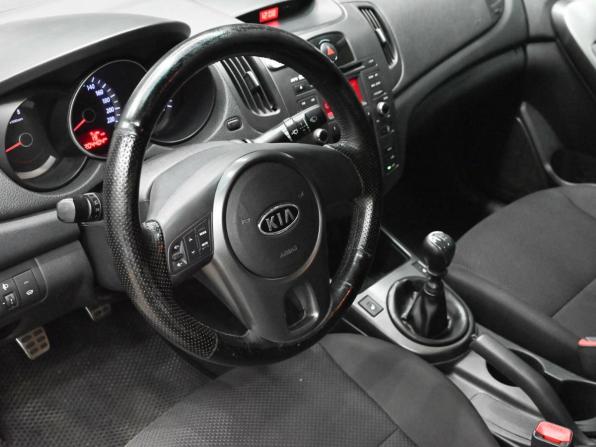 Kia Cerato II с пробегом 2010 года, цена 750 000 рублей, 204403 км, седан, Автокод Объявления