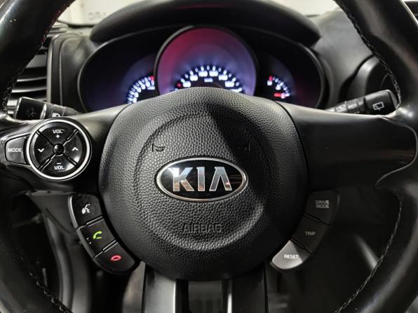 Kia Soul II Рестайлинг с пробегом 2018 года, цена 1 490 000 рублей, 140457 км, хэтчбек, Автокод Объявления