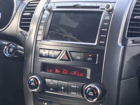 Kia Sorento II с пробегом 2011 года, цена 1 159 000 рублей, 210822 км, внедорожник, Автокод Объявления