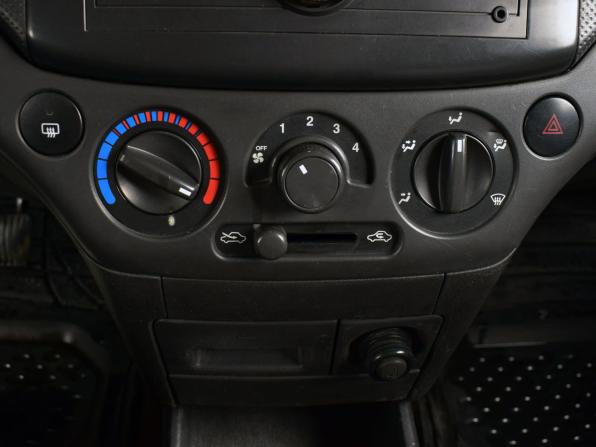 Chevrolet Aveo I Рестайлинг с пробегом 2007 года, цена 279 995 рублей, 108922 км, седан, Автокод Объявления