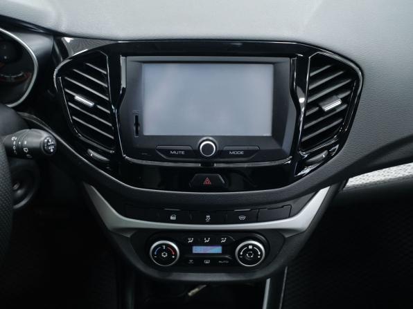 Lada (ВАЗ) Vesta I с пробегом 2019 года, цена 942 000 рублей, 114324 км, универсал, Автокод Объявления