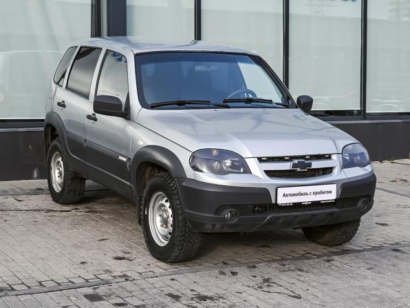 Chevrolet Niva I Рестайлинг с пробегом 2015 года, цена 505 000 рублей, 185766 км, внедорожник, Автокод Объявления