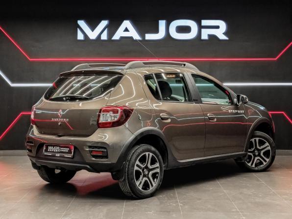 Renault Sandero II Рестайлинг с пробегом 2019 года, цена 1 250 000 рублей, 67669 км, хэтчбек, Автокод Объявления