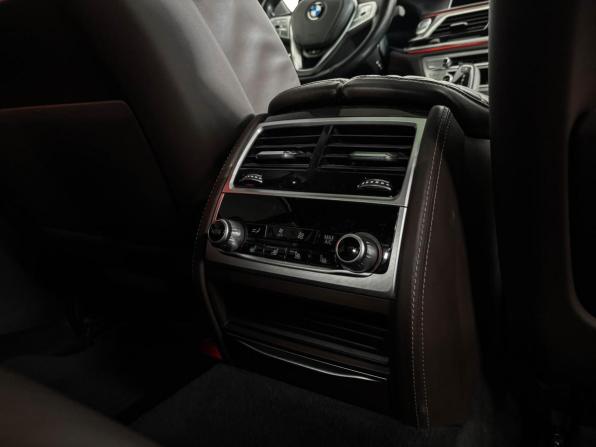 BMW 7 серии VI (G11/G12) Рестайлинг с пробегом 2021 года, цена 7 800 000 рублей, 49031 км, седан, Автокод Объявления
