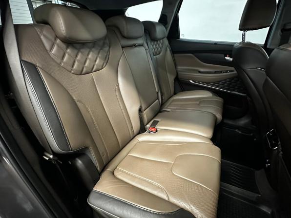 Hyundai Santa Fe IV Рестайлинг с пробегом 2021 года, цена 3 750 000 рублей, 71122 км, внедорожник, Автокод Объявления