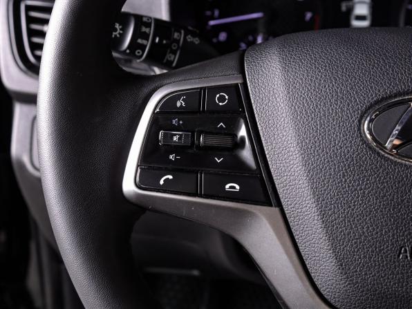Hyundai Solaris II с пробегом 2020 года, цена 1 490 000 рублей, 88000 км, седан, Автокод Объявления