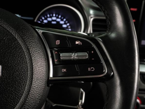 Kia Ceed III Рестайлинг с пробегом 2022 года, цена 1 889 000 рублей, 163325 км, универсал, Автокод Объявления