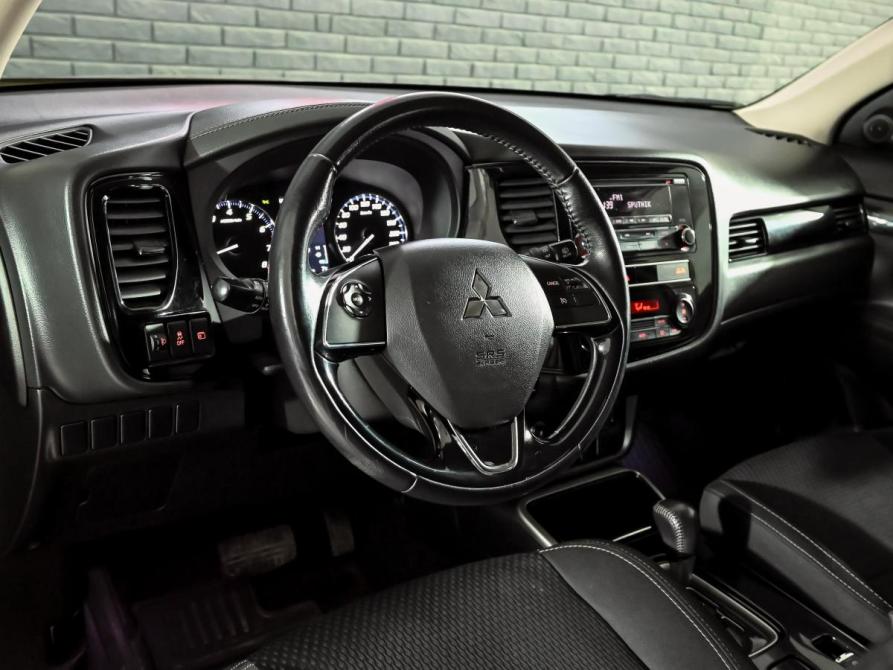 Mitsubishi Outlander III Рестайлинг 3 Екатеринбург  - изображение 11