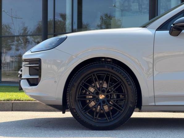 Porsche Cayenne III Рестайлинг с пробегом 2026 года, цена 17 800 000 рублей, 20 км, внедорожник, Автокод Объявления