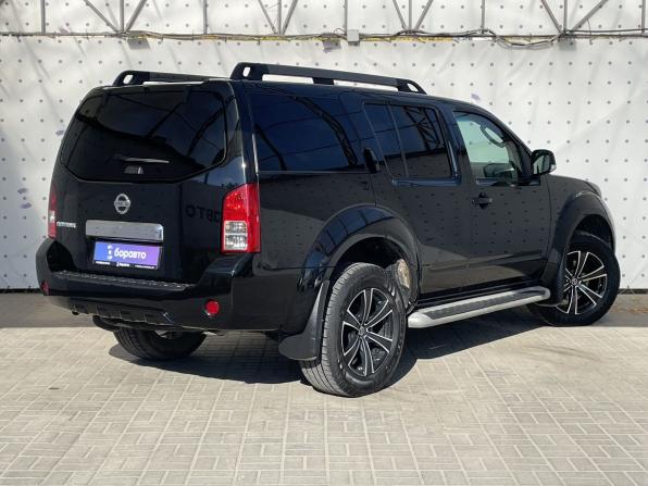 Nissan Pathfinder III Рестайлинг с пробегом 2011 года, цена 1 750 000 рублей, 132712 км, внедорожник, Автокод Объявления
