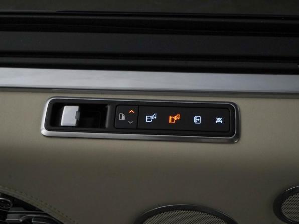 Land Rover Range Rover IV Рестайлинг с пробегом 2019 года, цена 11 935 050 рублей, 41241 км, внедорожник, Автокод Объявления