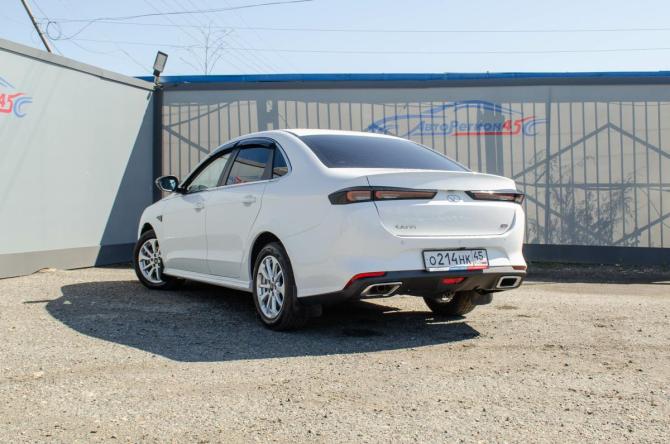 Kaiyi E5 с пробегом 2023 года, цена 1 399 000 рублей, 10821 км, седан, Автокод Объявления