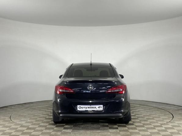 Opel Astra J Рестайлинг с пробегом 2012 года, цена 690 000 рублей, 239784 км, седан, Автокод Объявления