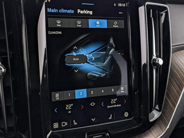Volvo XC60 II Рестайлинг с пробегом 2021 года, цена 4 790 000 рублей, 46404 км, внедорожник, Автокод Объявления